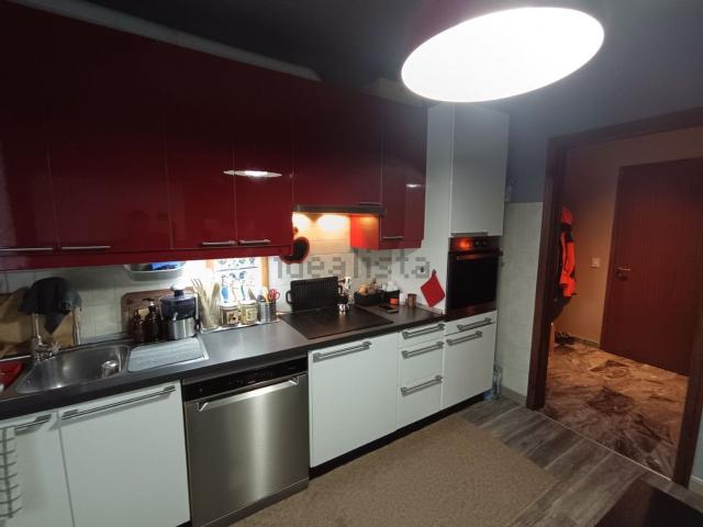 Appartamento in vendita di 86 m² in Via della Stazione