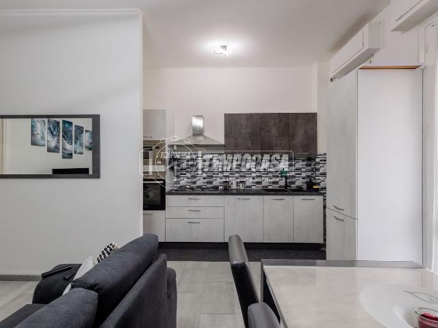 Appartamento in vendita di 86 m² in Via Emilia Est, 84