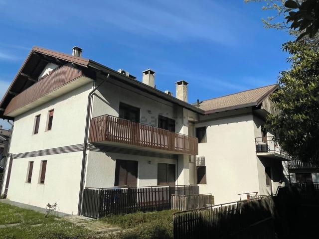 Appartamento in vendita di 86 m² in Via G. Mocchegiani, 12