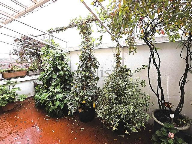 Appartamento in vendita di 86 m² in Via Giambellino