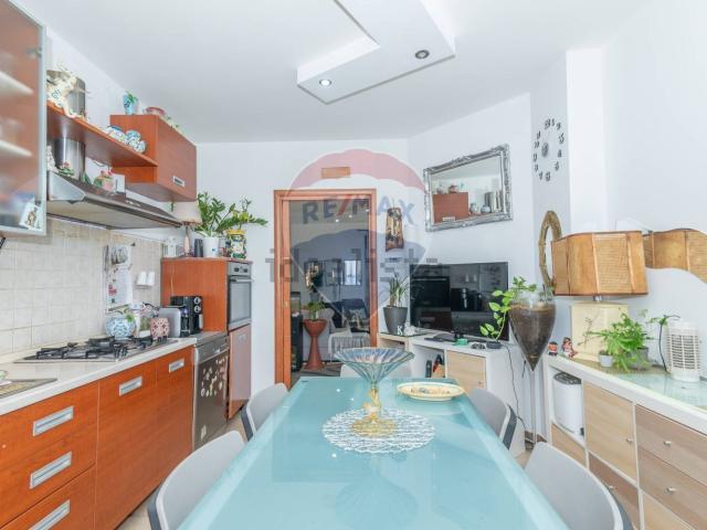 Appartamento in vendita di 86 m² in Via Giuseppe Cannata, 6