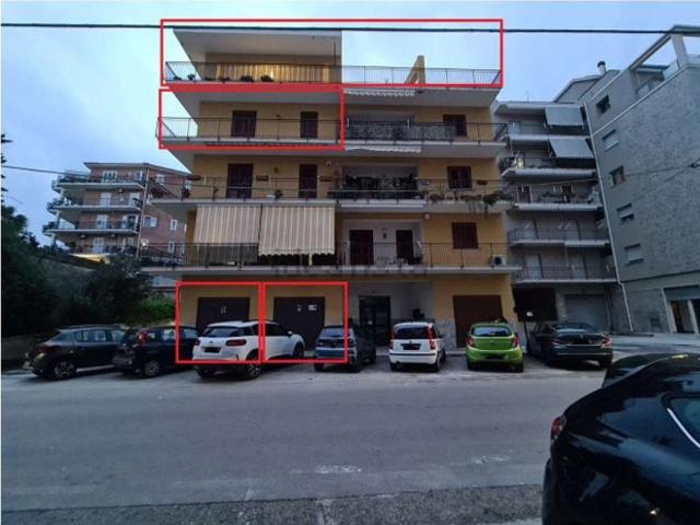 Appartamento in vendita di 86 m² in Via Grotta Santa, 17