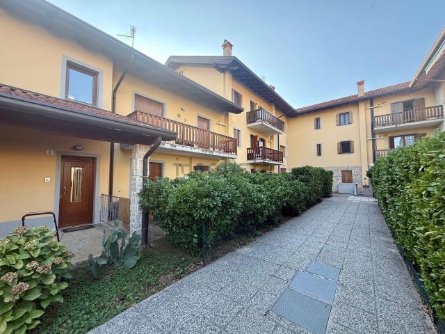 Appartamento in vendita di 86 m² in Via imperia, 1