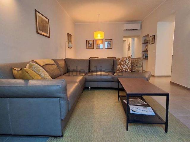Appartamento in vendita di 86 m² in Via IV Novembre
