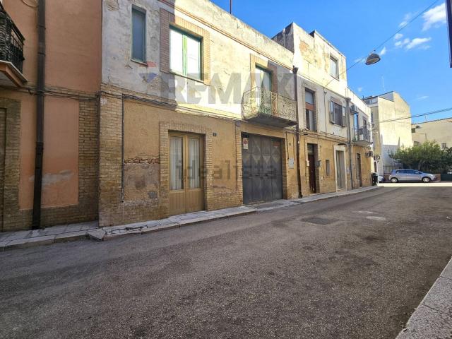 Appartamento in vendita di 86 m² in Via Luigi Settembrini, 5