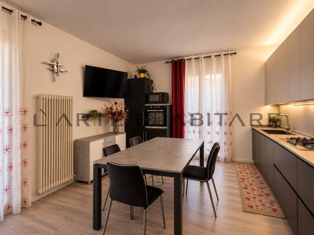 Appartamento in vendita di 86 m² in Via Maragne, 78