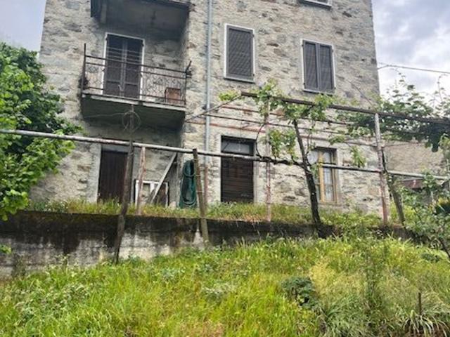 Appartamento in vendita di 86 m² in Via Menatti, 17