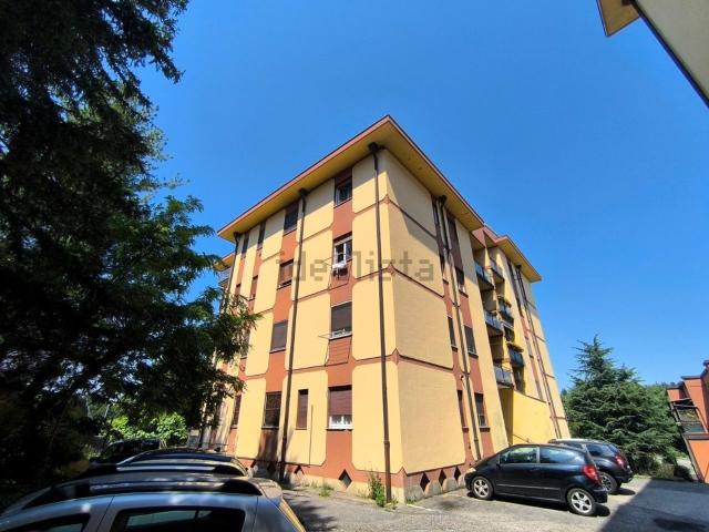 Appartamento in vendita di 86 m² in Via Montebello, 22