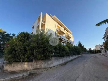 Appartamento in vendita di 86 m² in Via Ofanto, 22