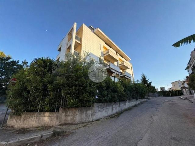 Appartamento in vendita di 86 m² in Via Ofanto, 22