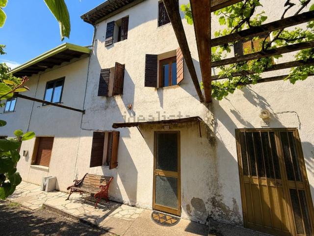 Appartamento in vendita di 86 m² in Via Ponte Ardo, 34