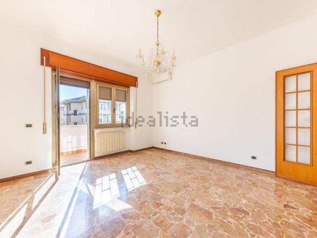 Appartamento in vendita di 86 m² in Via Portunno