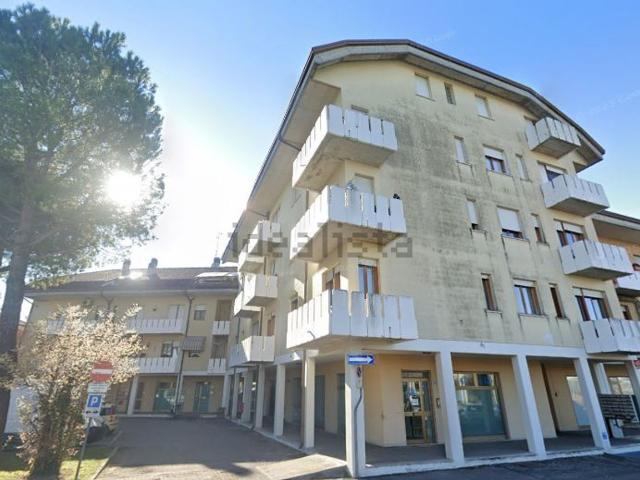 Appartamento in vendita di 86 m² in Via Postumia, 36