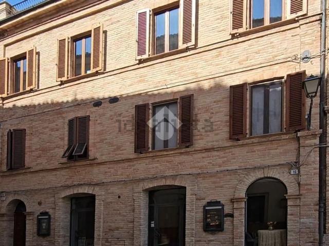 Appartamento in vendita di 86 m² in Via Roma, 16