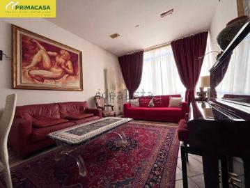 Appartamento in vendita di 86 m² in Via Roma
