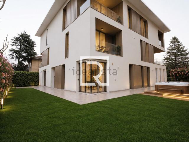 Appartamento in vendita di 86 m² in Via Romea, 20