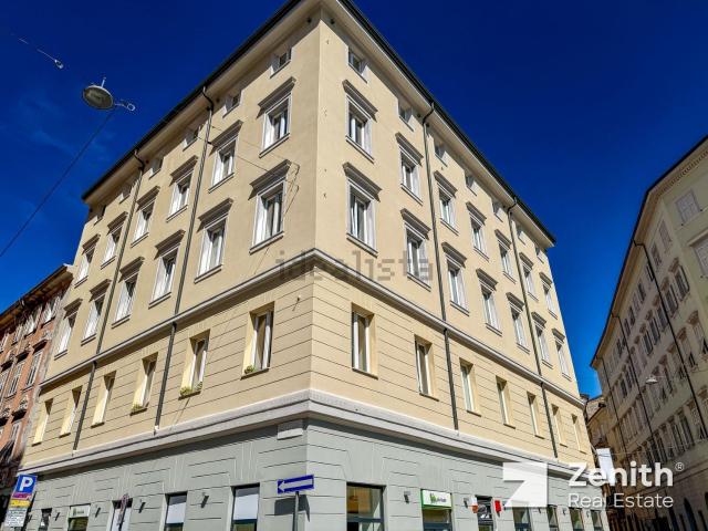 Appartamento in vendita di 86 m² in Via San Maurizio, 1