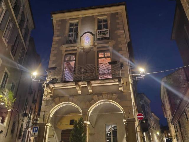 Appartamento in vendita di 86 m² in Via San Pio V