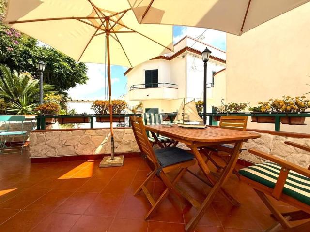 Appartamento in vendita di 86 m² in Via Sacello di Miseno, 36