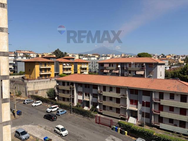 Appartamento in vendita di 86 m² in Via Sardegna, 16