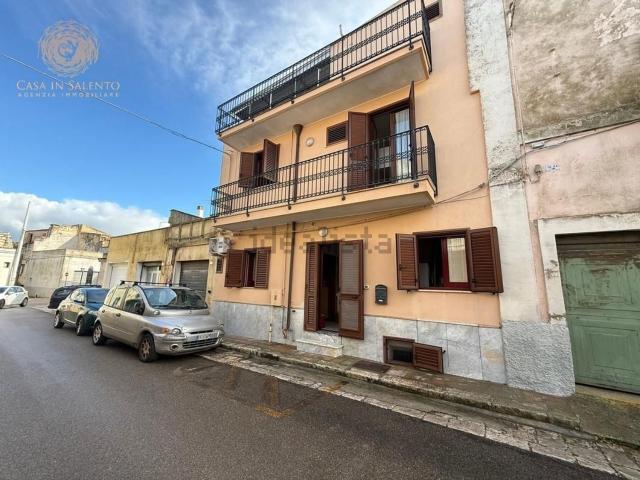 Appartamento in vendita di 86 m² in Via Specchia, 5