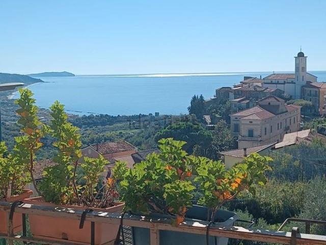 Appartamento in vendita di 86 m² in Via Stortina