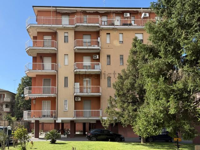 Appartamento in vendita di 86 m² in Viale della Repubblica, 103