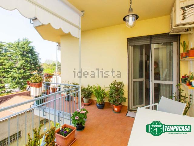 Appartamento in vendita di 86 m² in Viale Lombardia, 100