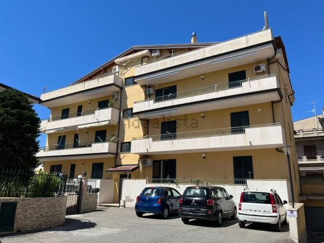 Appartamento in vendita di 88 m² in Circonvallazione Sud, 15