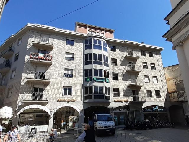 Appartamento in vendita di 88 m² in Galleria Campello, 12