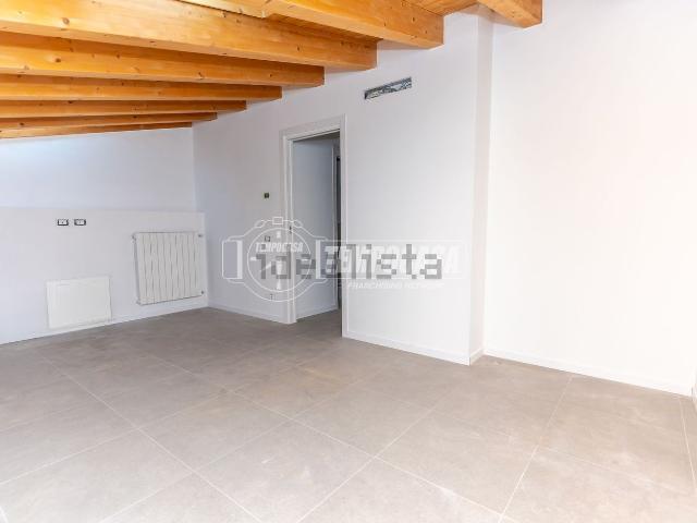 Appartamento in vendita di 88 m² in Via Tremellini