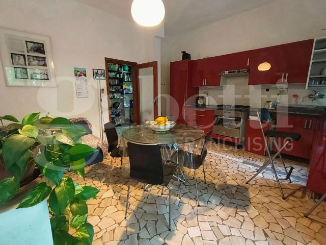 Appartamento in vendita di 88 m² in Via A. Gramsci, 8
