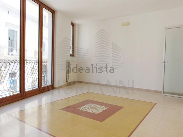 Appartamento in vendita di 88 m² in Via Arimondi, 1