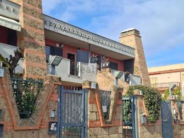 Appartamento in vendita di 88 m² in Via Bagnatica
