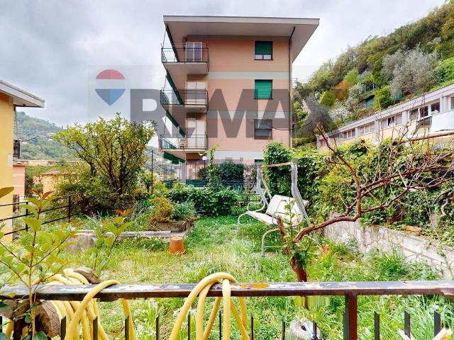 Appartamento in vendita di 88 m² in Via dei Fieschi, 87