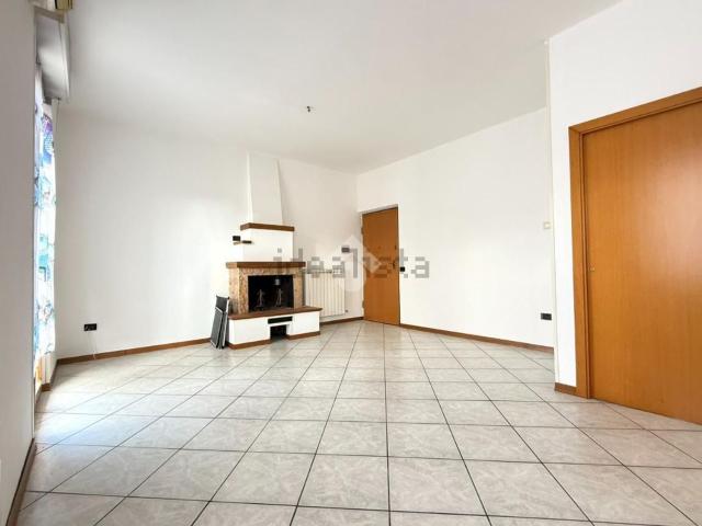 Appartamento in vendita di 88 m² in Via dei Meli, 15