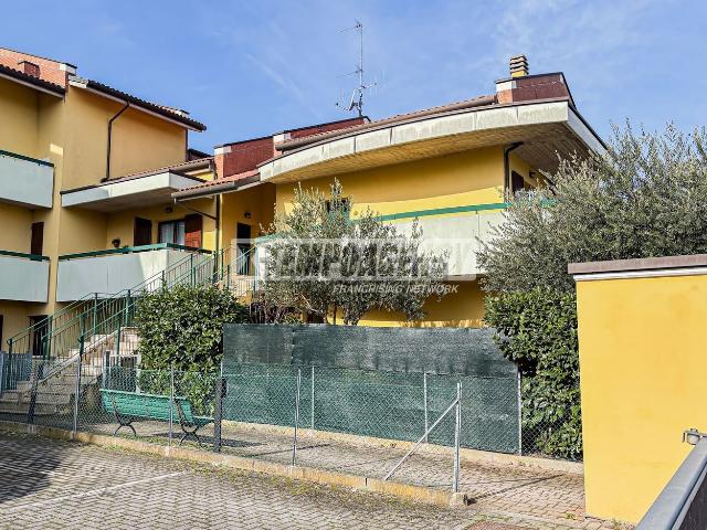 Appartamento in vendita di 88 m² in Via Confine, 24