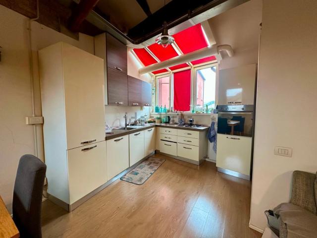 Appartamento in vendita di 88 m² in Via del Carbone, 9