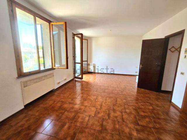 Appartamento in vendita di 88 m² in Via delle Ville