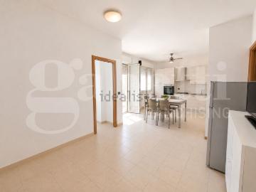 Appartamento in vendita di 88 m² in Via Edmondo de Amicis, 14
