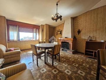 Appartamento in vendita di 88 m² in Via Giorgio Ambrosoli, 1