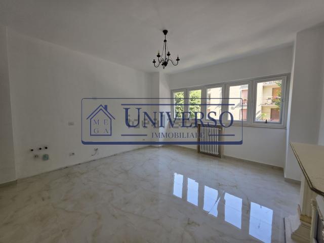 Appartamento in vendita di 88 m² in Via Gramsci, 45