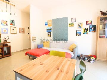 Appartamento in vendita di 88 m² in Via Longarola, 19