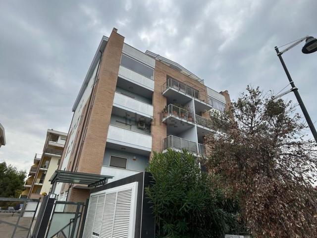 Appartamento in vendita di 88 m² in Via Luigi Einaudi, 3