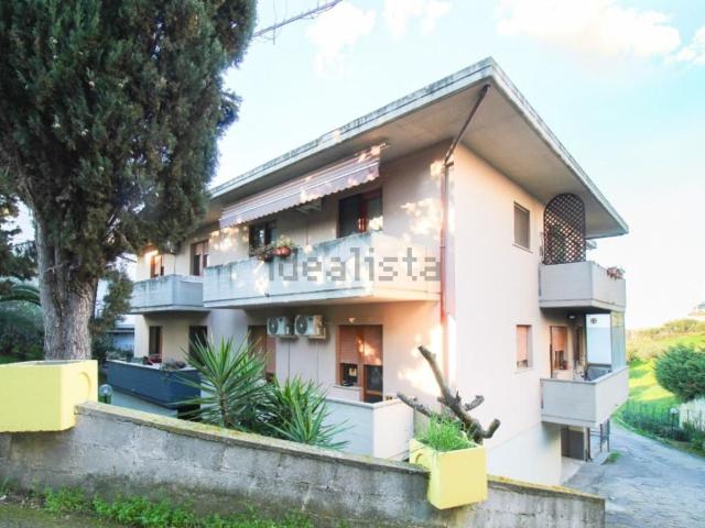 Appartamento in vendita di 88 m² in Via Pignatara, 174
