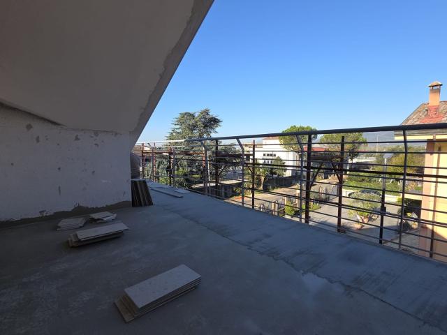 Appartamento in vendita di 88 m² in Via Ponti Rotti, 1