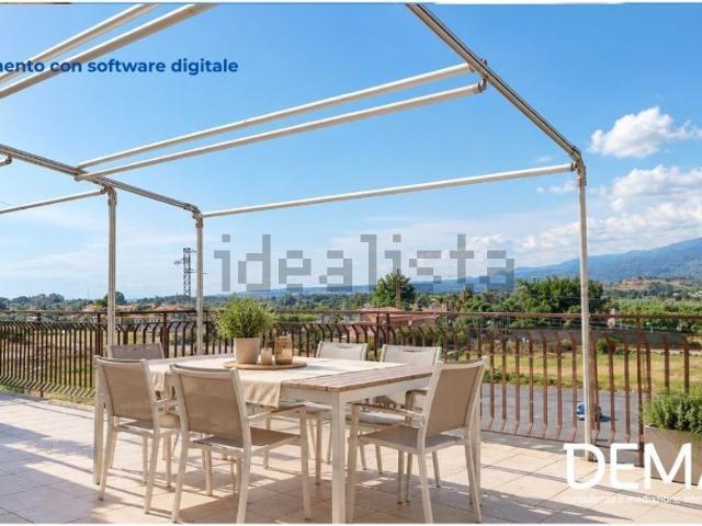 Appartamento in vendita di 88 m² in Via Porticato, 2