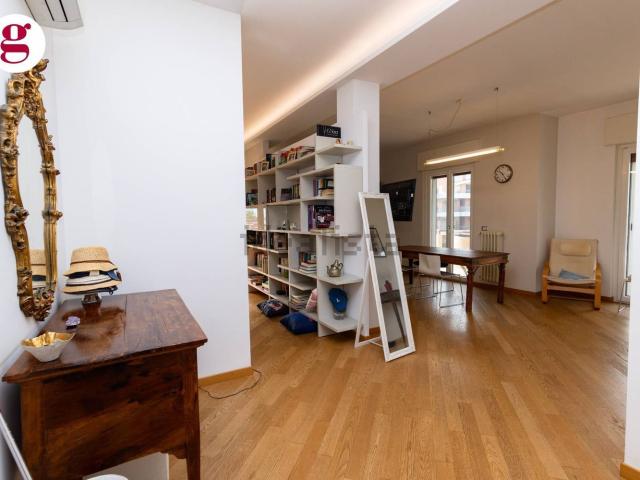 Appartamento in vendita di 88 m² in Via Ragusa, 43