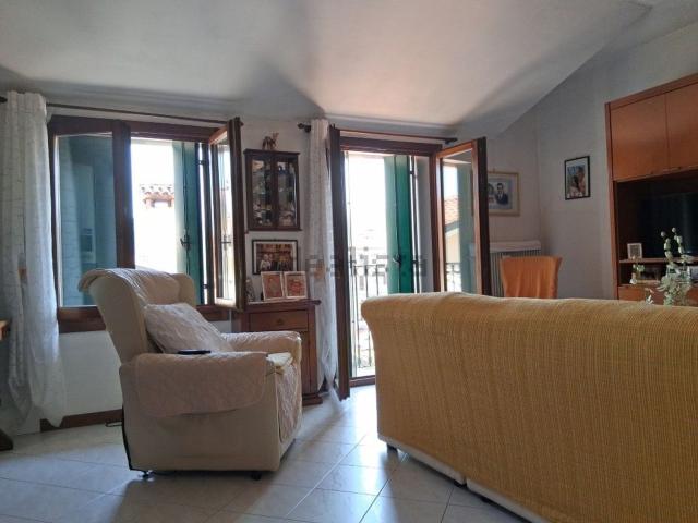 Appartamento in vendita di 88 m² in Via Roma, 25
