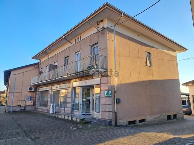 Appartamento in vendita di 88 m² in Via Roma, 21